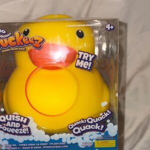 Trendy Brand New Squish-n-Squeeze Blue Jumbo Squishy Duck - Yellow🔥